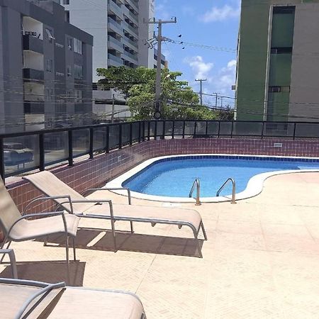 Apartamento A Beira-Mar Com Piscina Apartment Maceio  Exterior photo